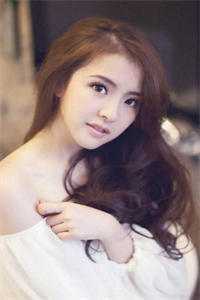 精品文妹妹吃福寿螺