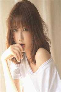 闺蜜将我卖到恶魔大本营，却不想我是恶魔老大白月光后续免费看