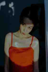 被爸爸抛弃后，妈妈疯了爽文