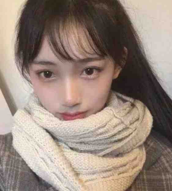 让位白月光，他闪婚女总裁后前女友破防了顾澈谢皎皎完结版免费在线阅读